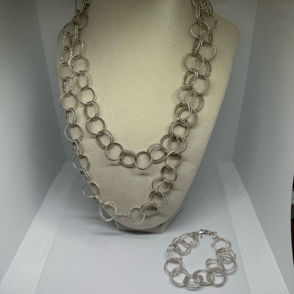 Silver Tone Modernist Long Double Circle Link Necklace and bracelet set - Picture 2 of 8